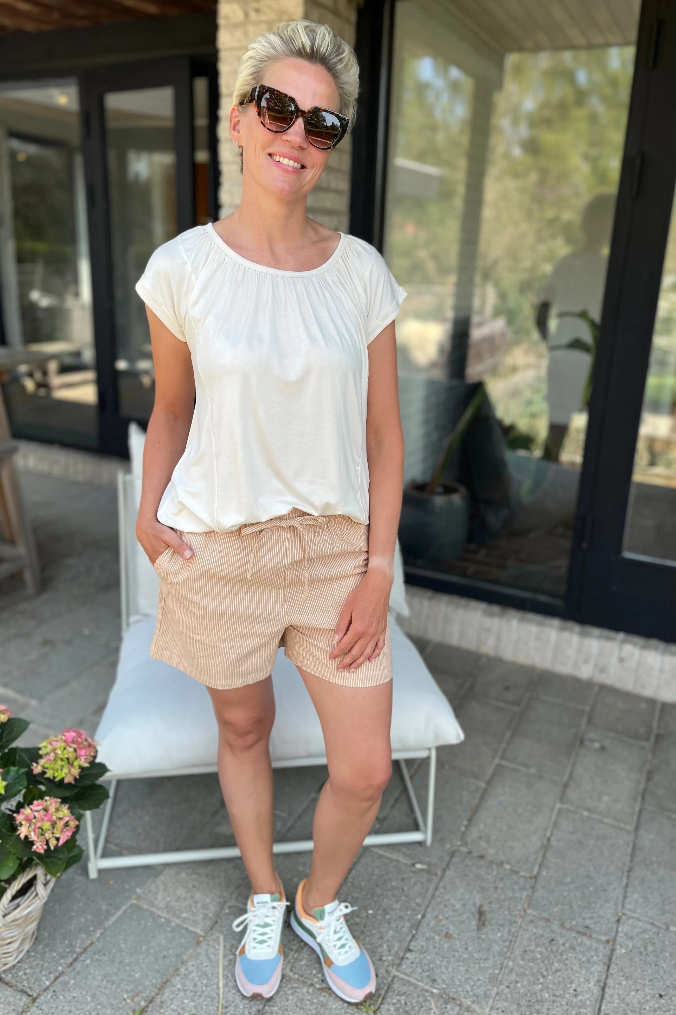 Brigitte Shorts | Muted Clay | Shorts fra French Laundry