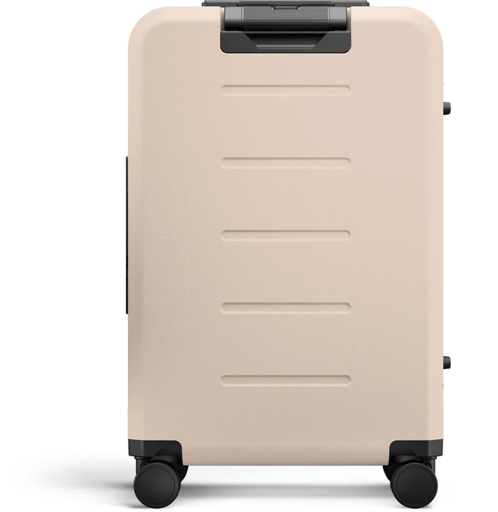 D_b_ Ramverk Lightweight, Compact, Hard-Shell, 4-Wheel, Spinner Luggage, Checked-Medium  