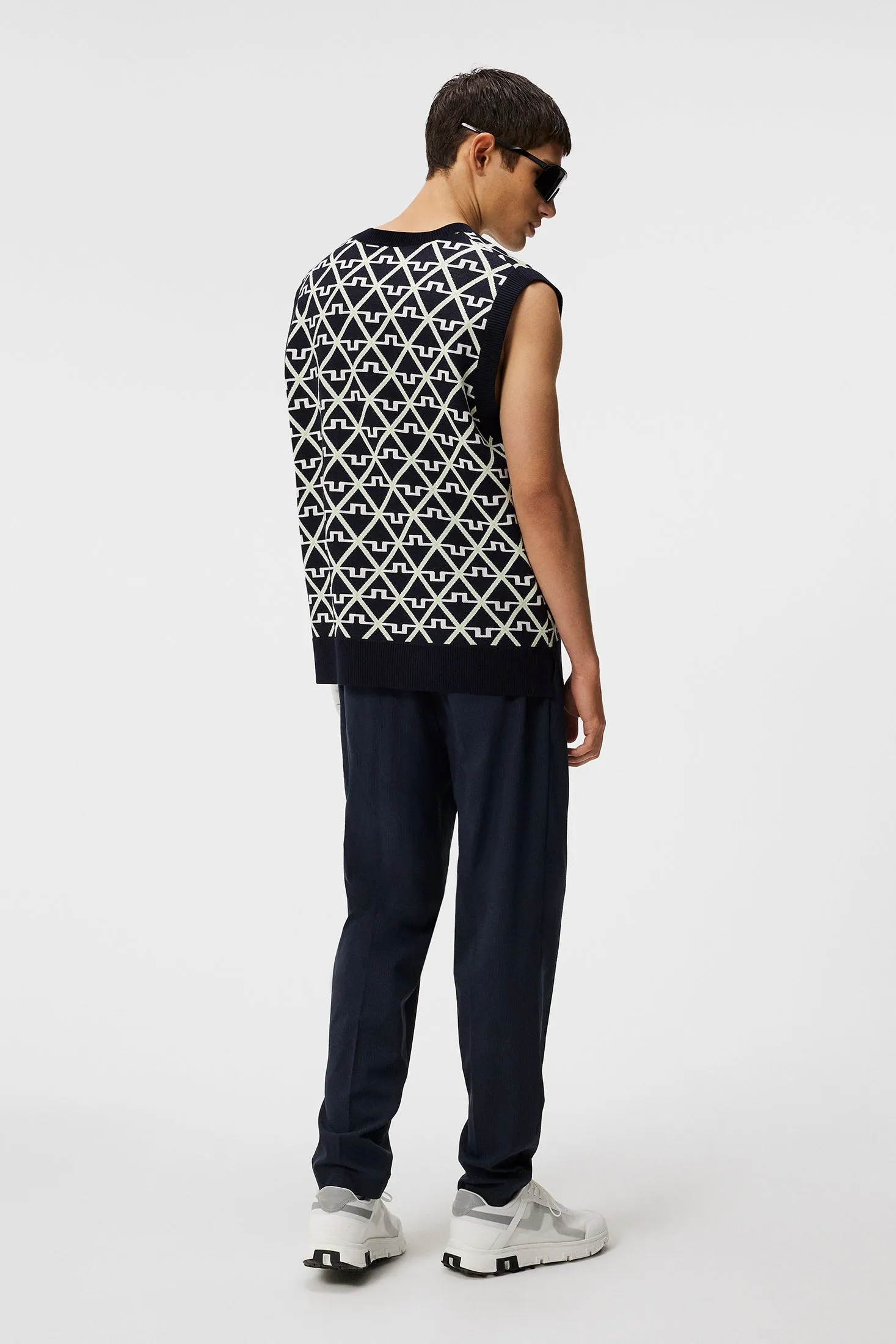 Elian Knitted Vest / Geo JL Navy