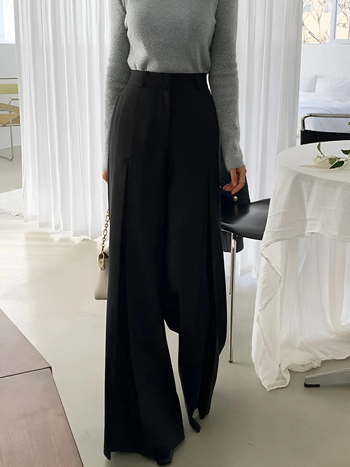 High-Waist Pleated Wide-Leg Pants