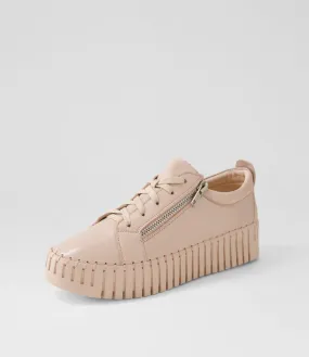 MIDAS Braelyn Rose Leather Sneakers