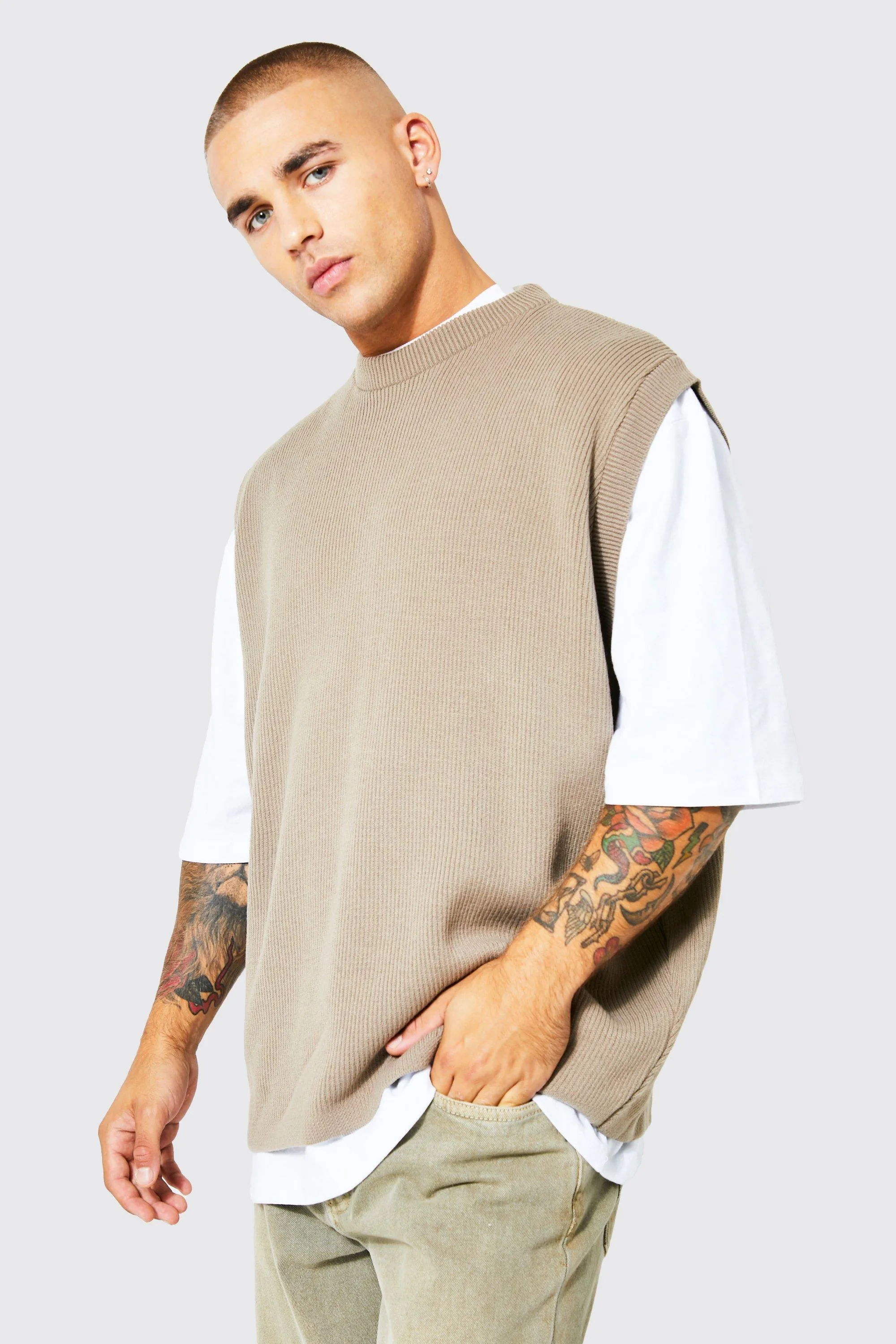 Oversized Pleated Knitted Vest | boohooMAN UK