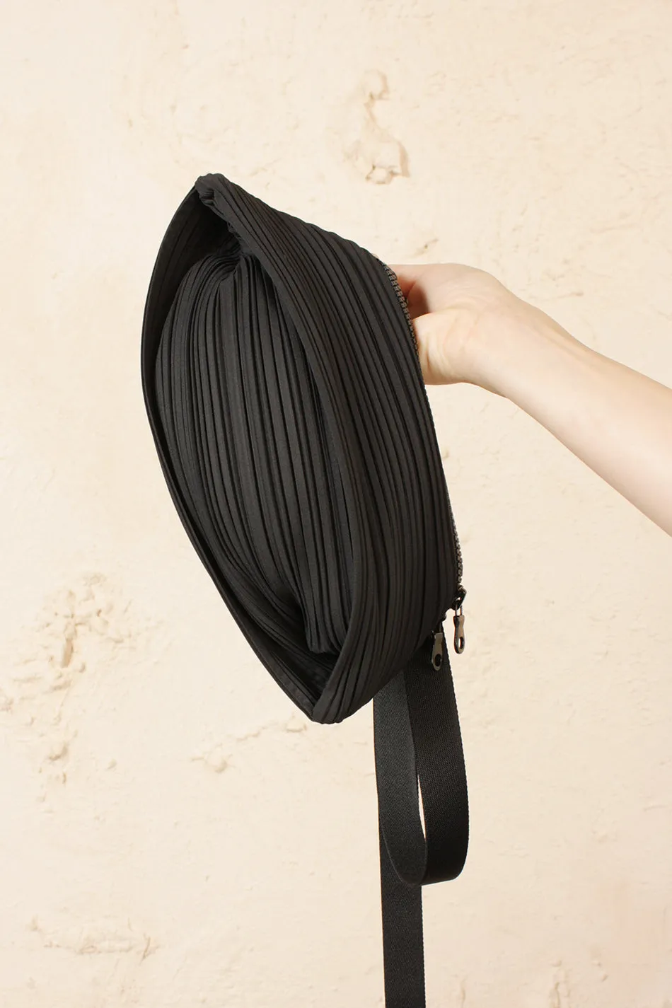 Pleated Waist Belt Bag