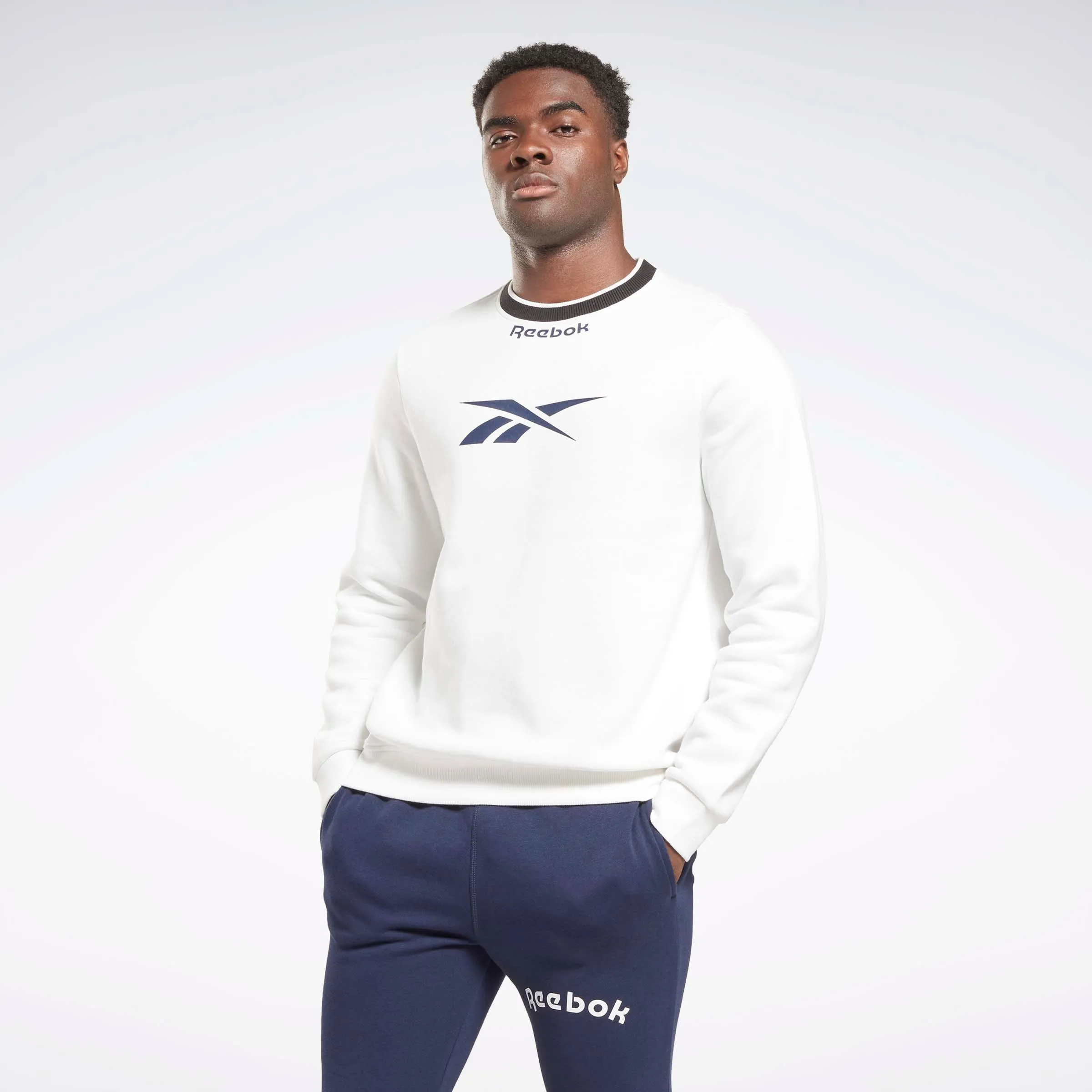 Reebok Identity Arch Logo Fleece Crew Sweatshirt White