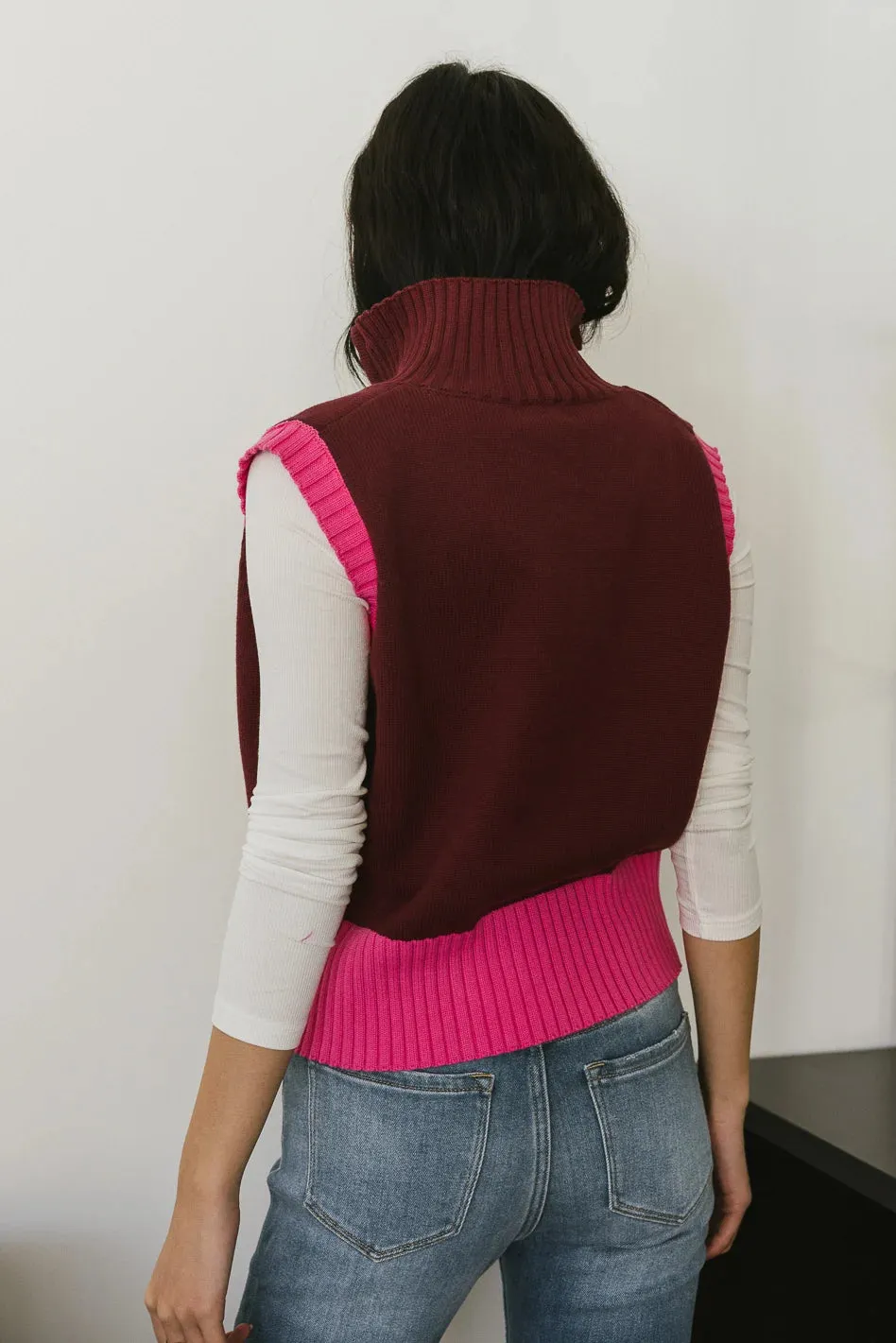 Sophie Colorblock Vest in Maroon