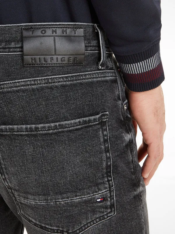 TOMMY HILFIGER Tommy Hilfiger TH Flex Denton Fitted Straight Faded Jeans - Grey