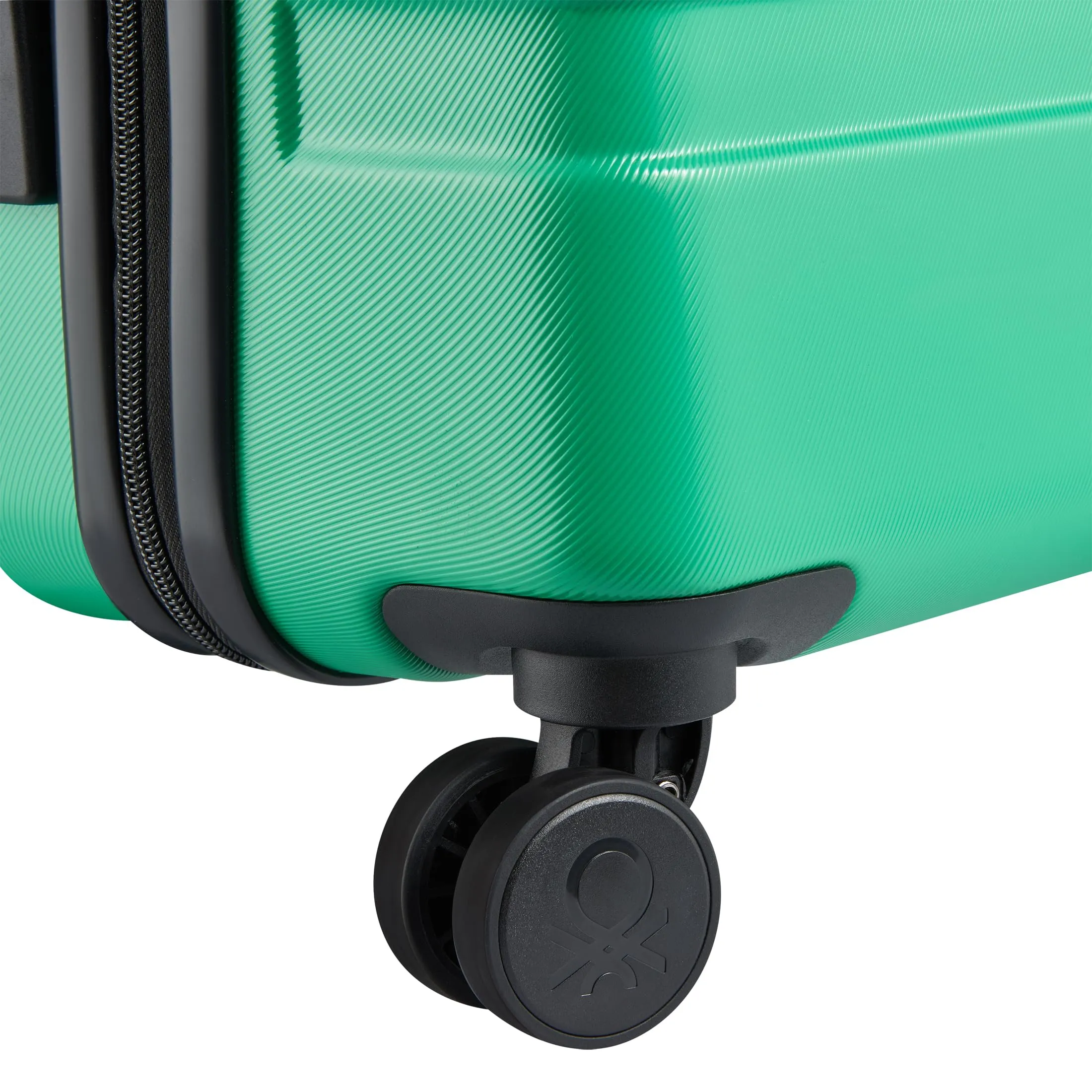 United Colors Of Benetton United Colors of Benetton Now Hardside Luggage with Spinner Wheels