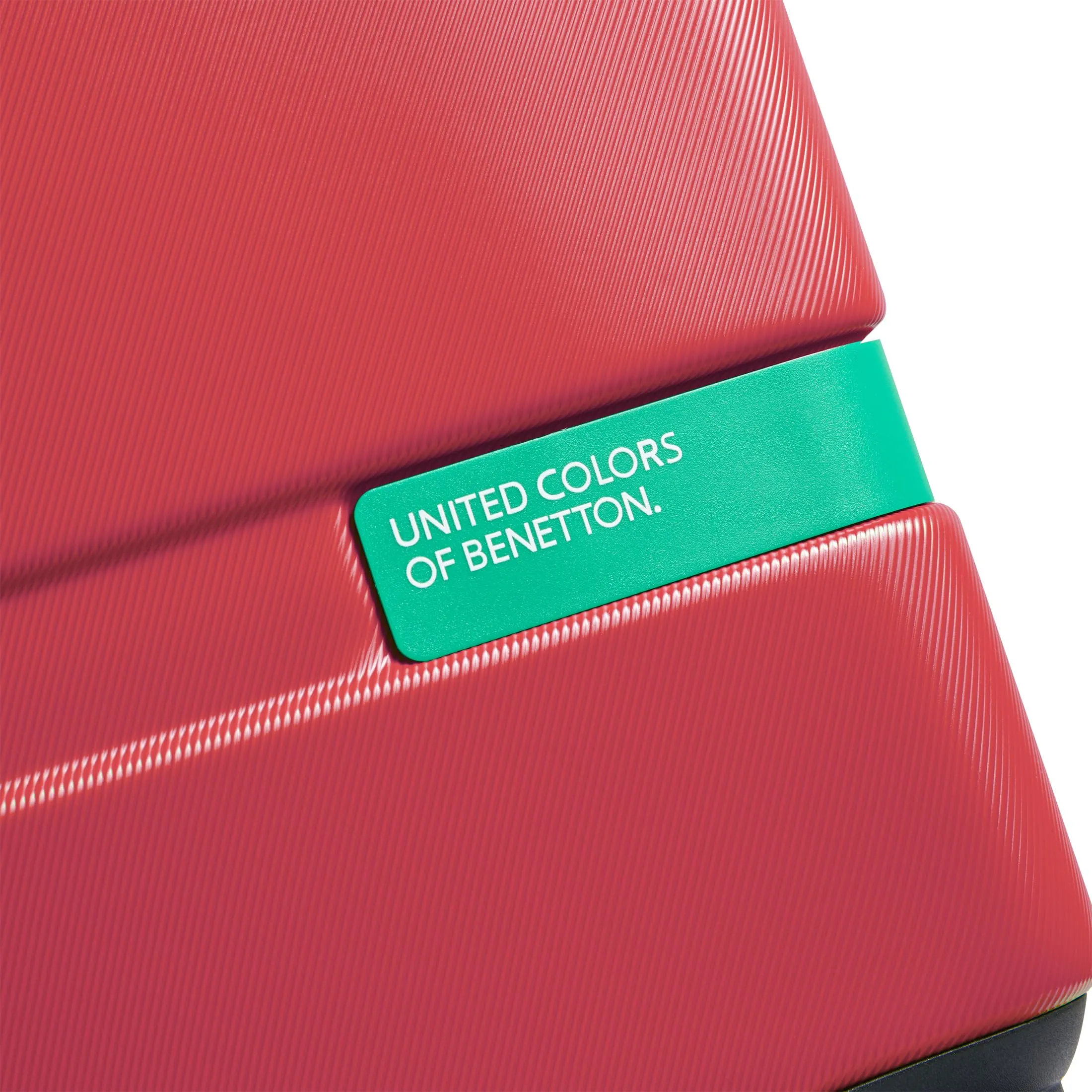 United Colors Of Benetton United Colors of Benetton Now Hardside Luggage with Spinner Wheels